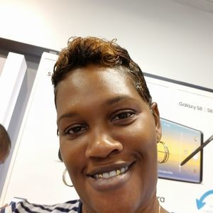 Meet your Posher, Sylvia